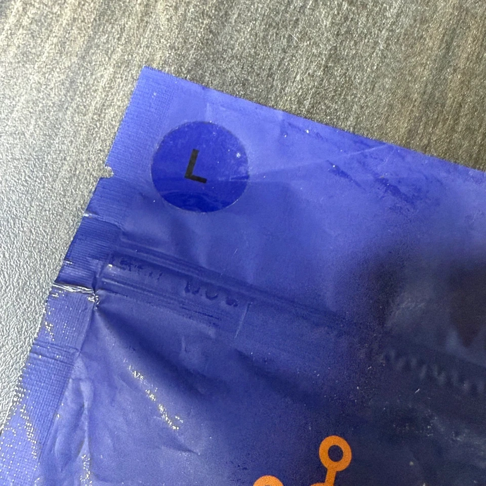 Tommie Copper Men's Pro Grade Shoulder Support Shirt Compression Pain Relief L - Image 2 of 4