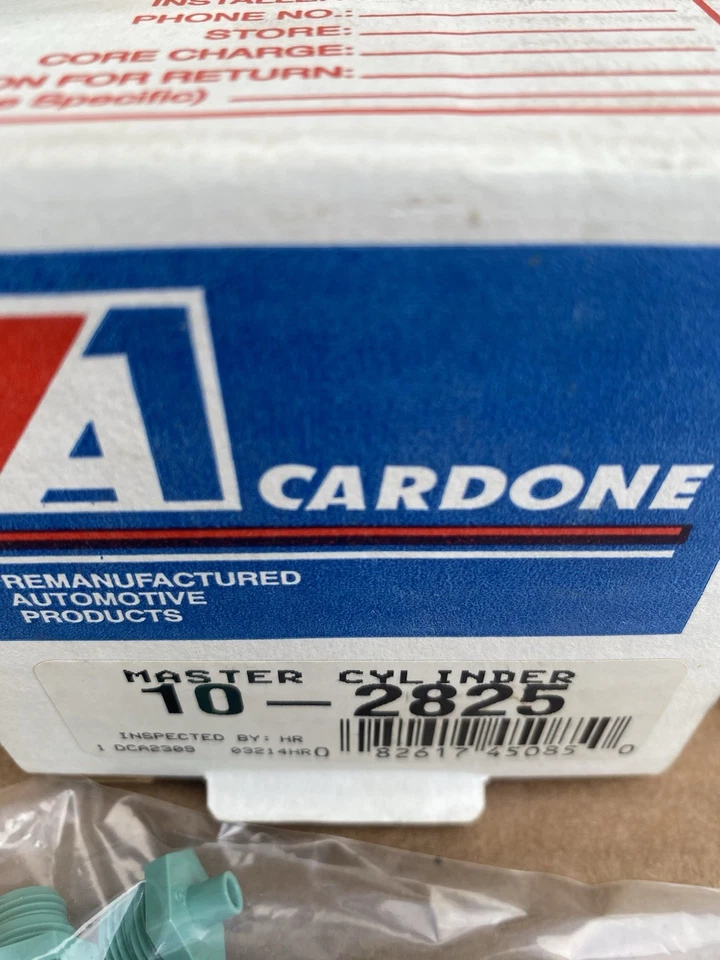 Cilindro maestro de freno A1 Cardone 10-2825 97-99 Chevy Malibu Oldsmobile Cutlass Foto 2 de 4