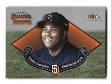 2002 Fleer Tradition #2DT Tony Gwynn Diamond Tributes