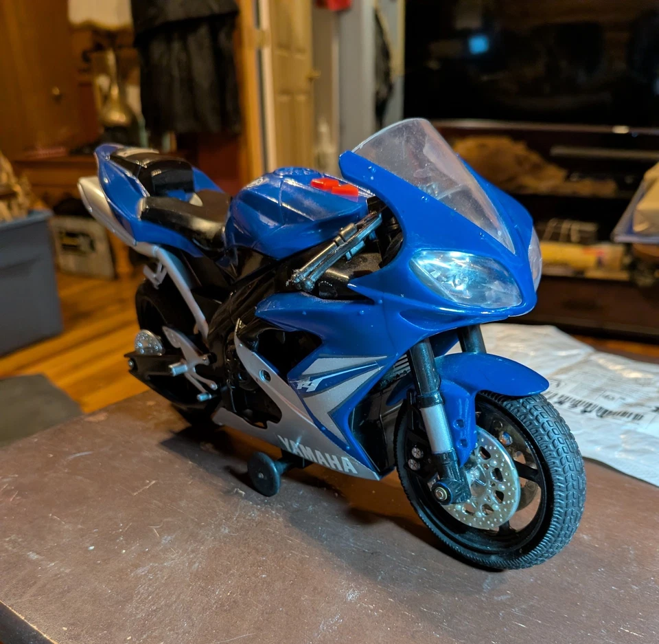 Yamaha YZF-R6 Motocicleta, Escala 1:18 Die Cast & Plastic Maisto Sport Bike. ¡Rara!! Foto 2 de 4