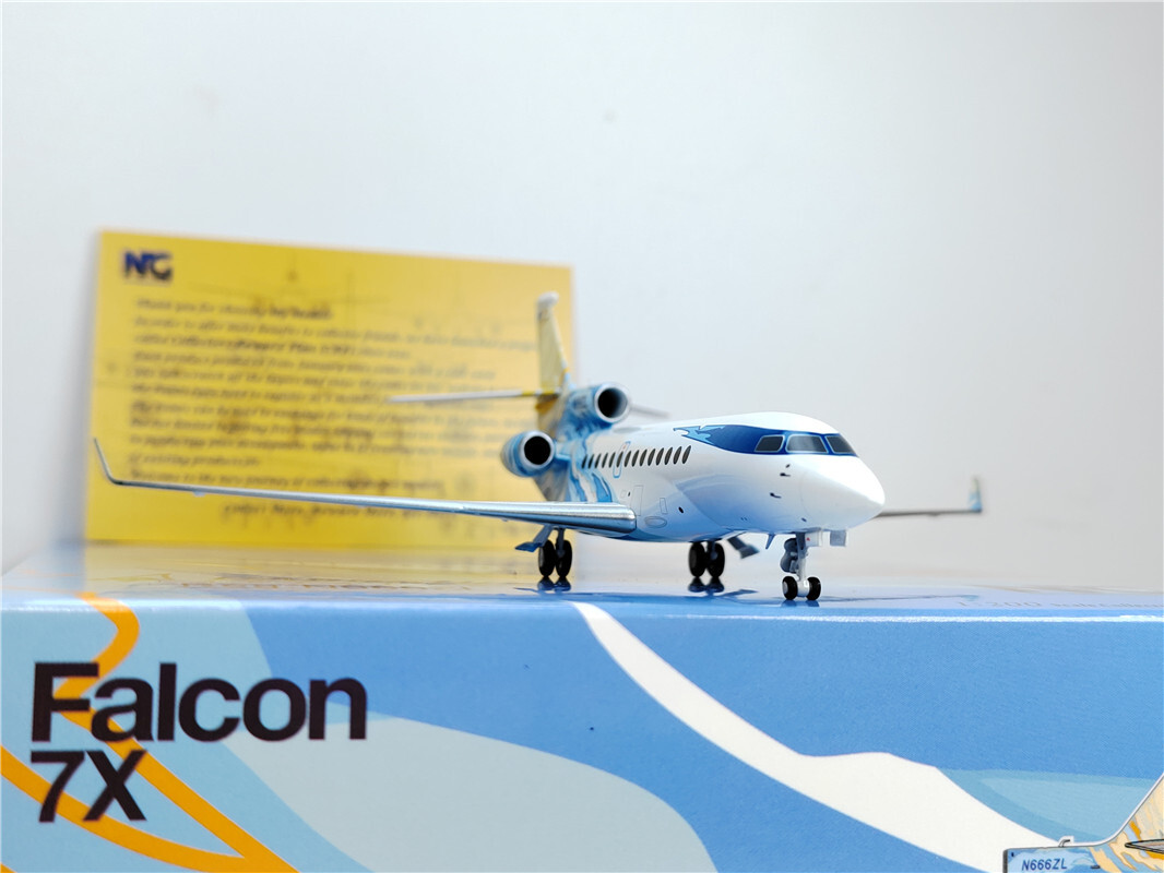 NG Models 1:200 ダッソー ファルコン 7X Amazon.com: ACE HOBBY NG Models for Dassault Falcon 7X Blank