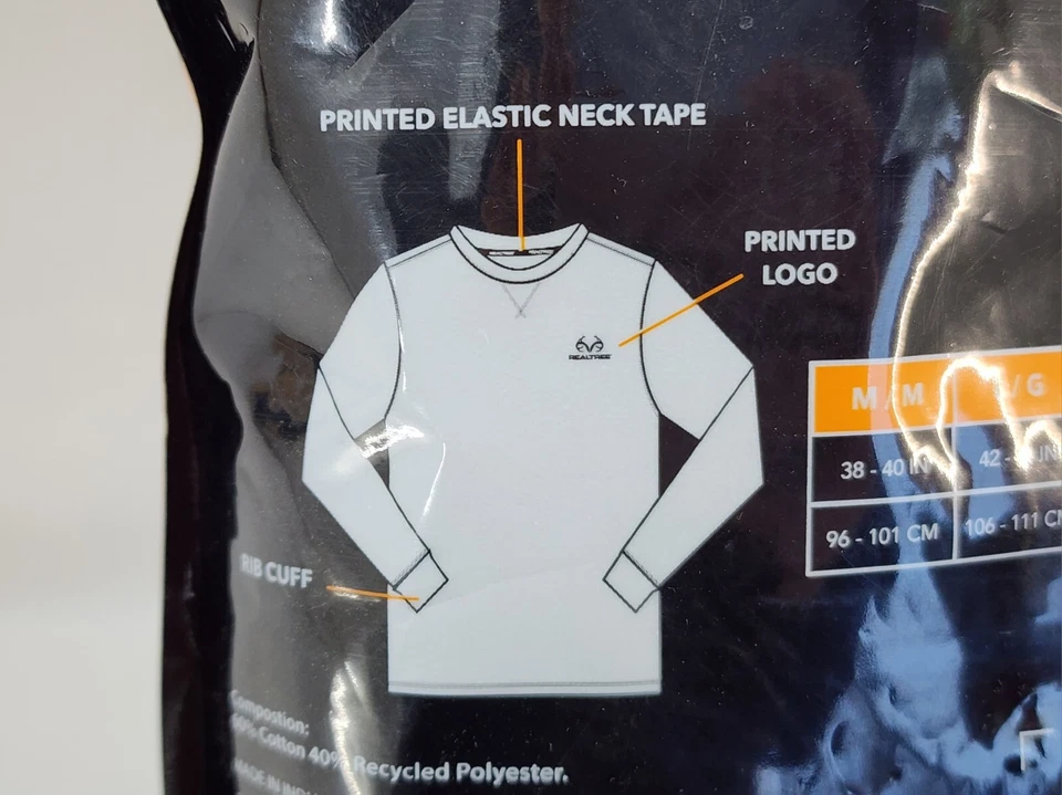 Realtree Men's Thermal Long Sleeve Crew Neck Waffle Texture Shirt Size Med Black - Image 3 of 4