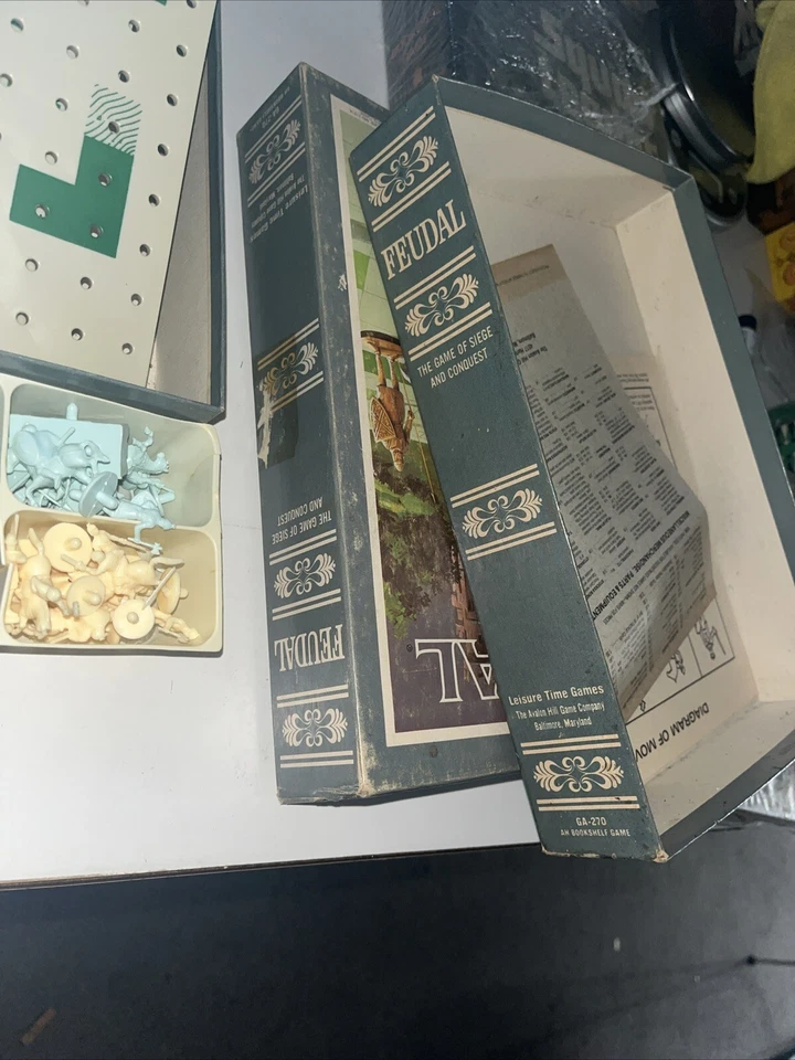 Juego de mesa feudal vintage 3M estantería juego de asedio conquista nuevo Foto 3 de 4