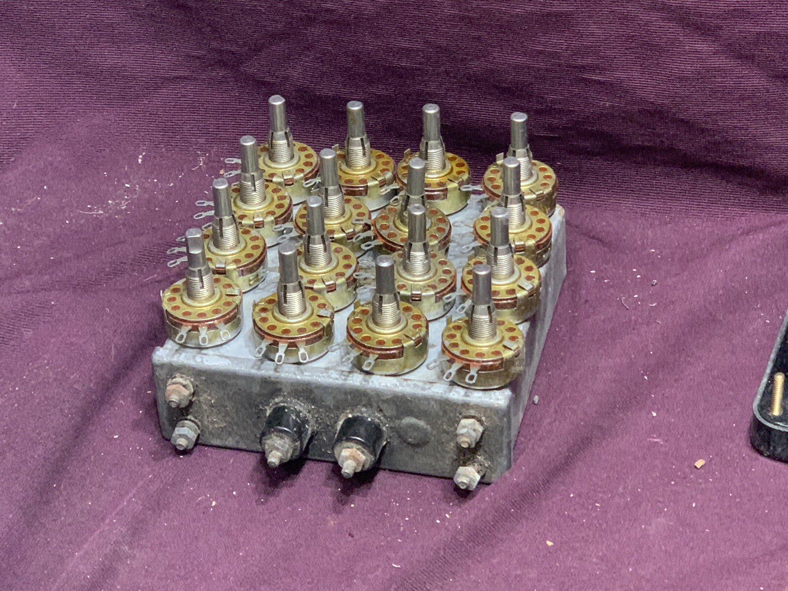 16 NOS Allen Bradley AB 50k Potentiometers Type J Guitar Tube Amplifier Pots