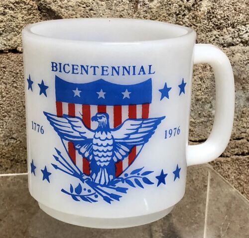 1776-1976 tasse à café verre bicentenaire lait bicentenaire pâtisserie verre bouclier aigle américain - Photo 1 sur 6