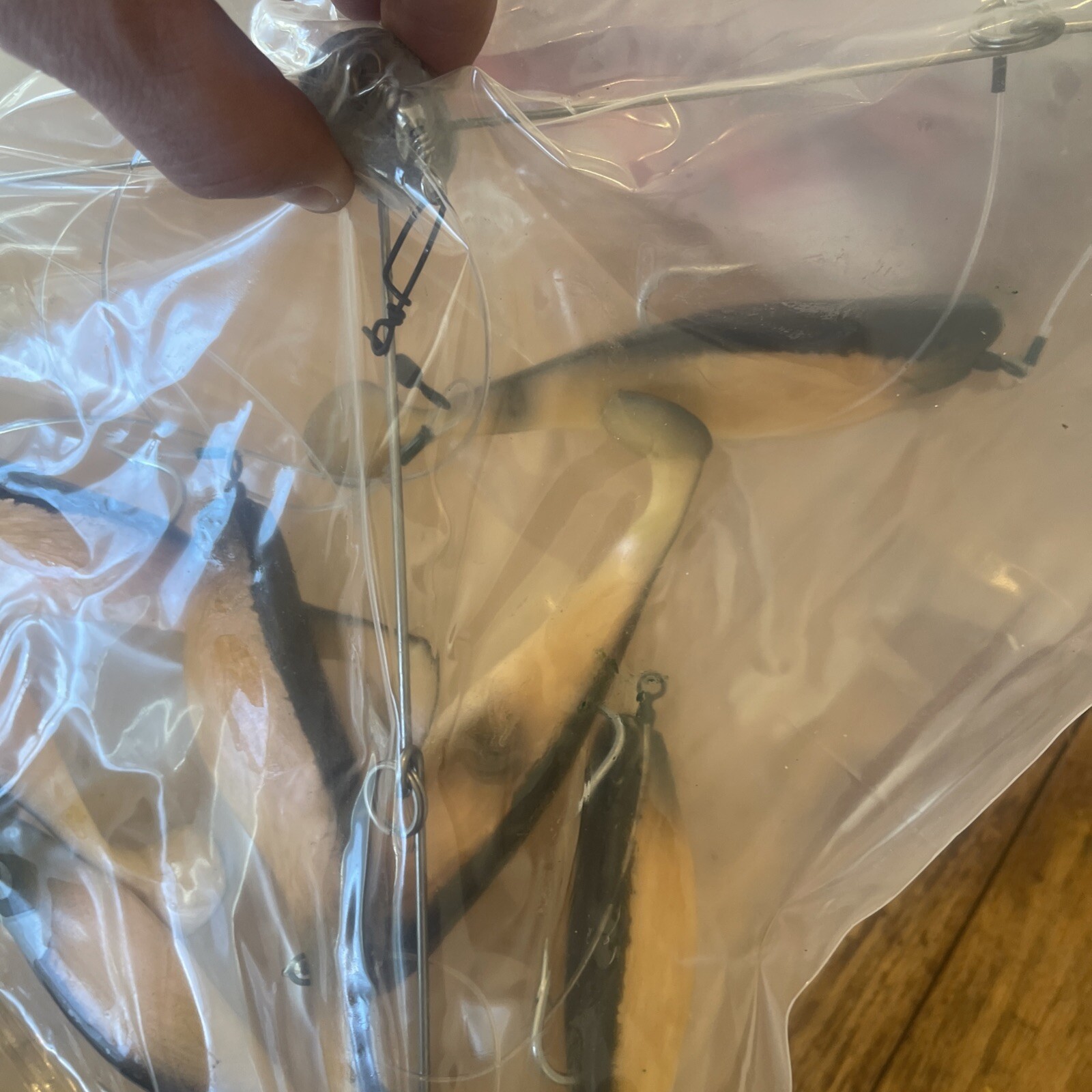 9” Umbrella Rig 4 Arm 11” With 6” Shad (9) Pearl Black 8/0 Hook Mustad New Pkg - Image 12