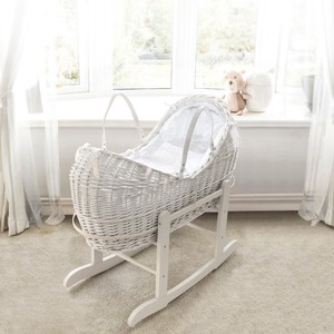 white pod moses basket