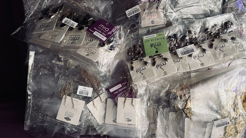 25 Piece Mixed Jewelry Lot Earrings Necklaces Bracelets Sets NWT FAST SHIPPING - Picture 2 of 12