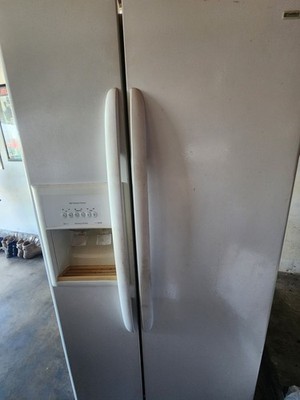 Emerson 2 Door Side By Side Full Size Refrigerator