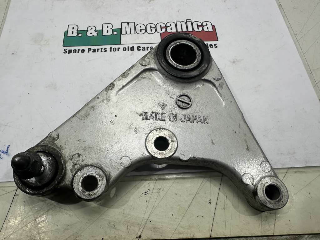 Mount Bracket CALIPER Rear Pivot KAWASAKI Zx 10 (SU1402) | eBay