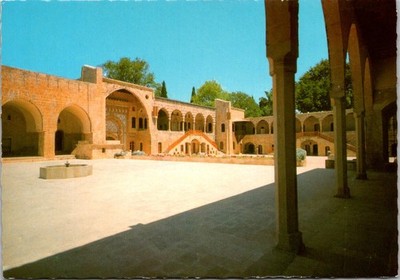 Beirut Lebanon Castle of Beit-Eddine Courtyard Continental Postcard B919
