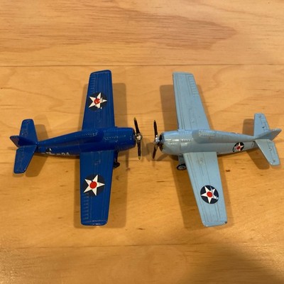 2X (pair) Diecast Model Grumman F6F Hell Cat 3.5 long 4.5  Wide pencil sharpener