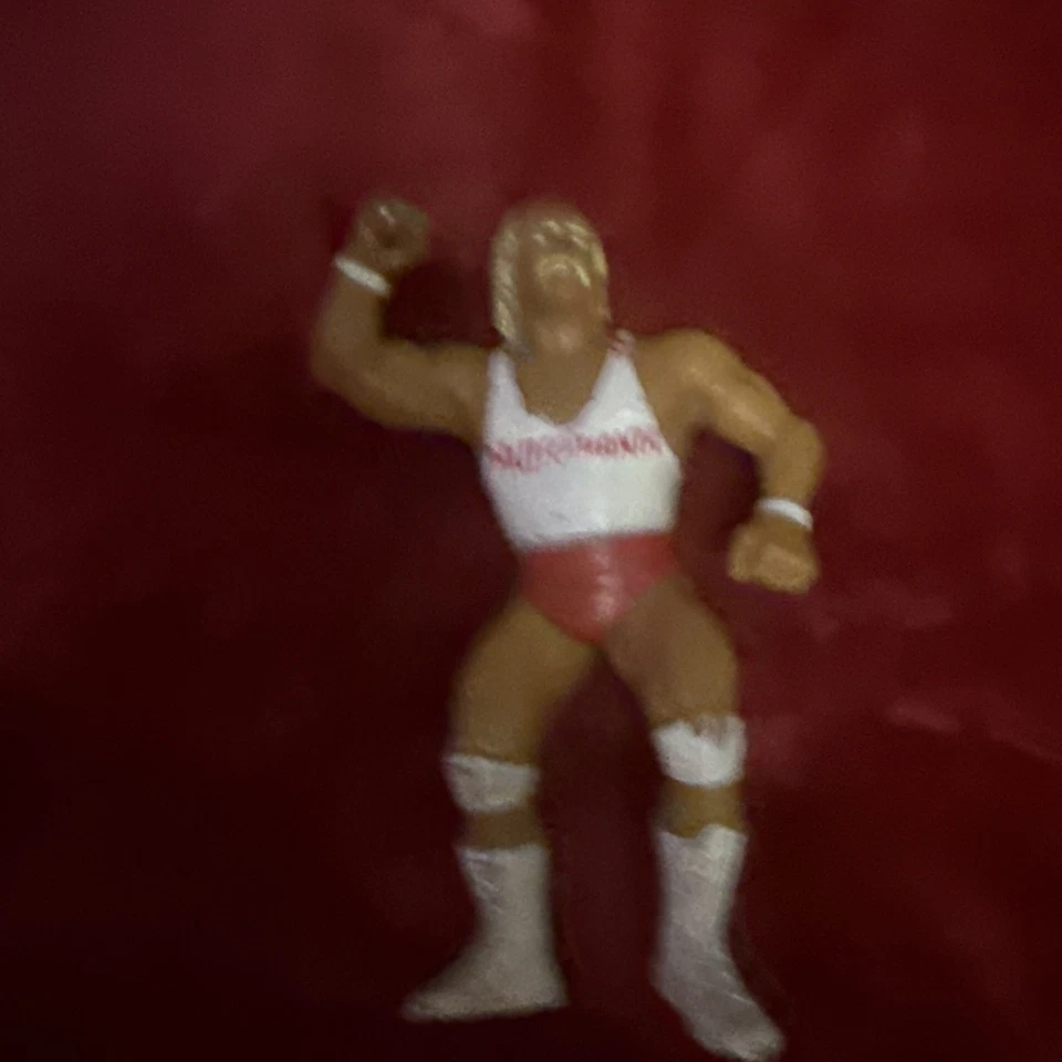Lote de 2 WWE/WWF LJN Hulk Hogan. Versión roja y blanca 1988 y lanzamiento 1984  Foto 2 de 4