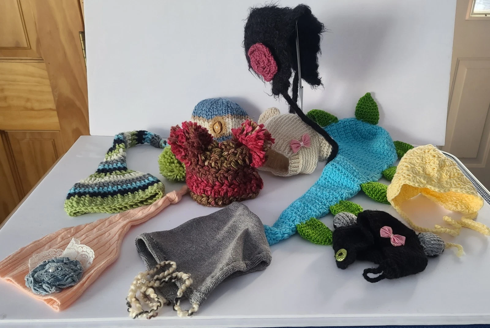 Lot Of 10 Infant Crochet Baby Hats Boy And Girl Adorable
Opens in a new window or tab
