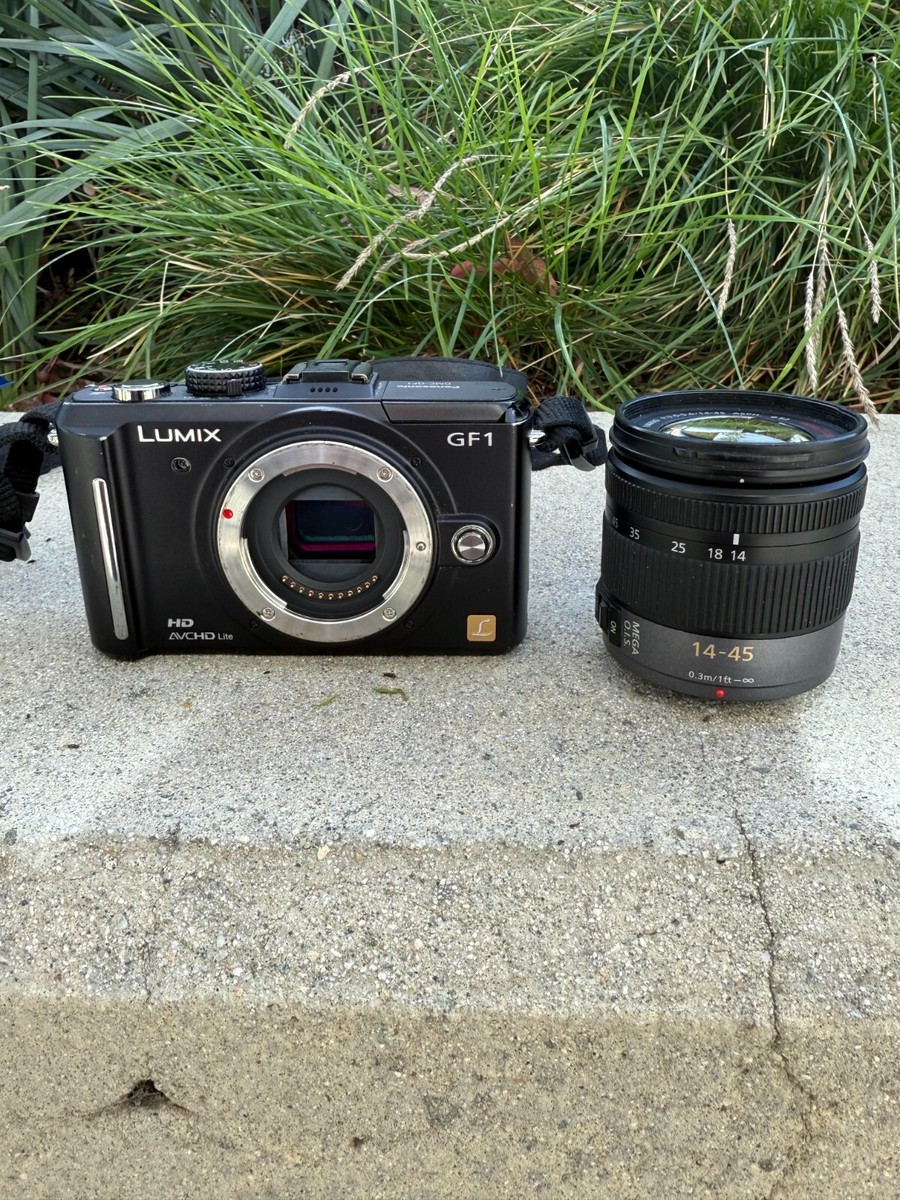 Panasonic LUMIX DMC-GF1 Black Mirrorless Camera 14-45mm Kit