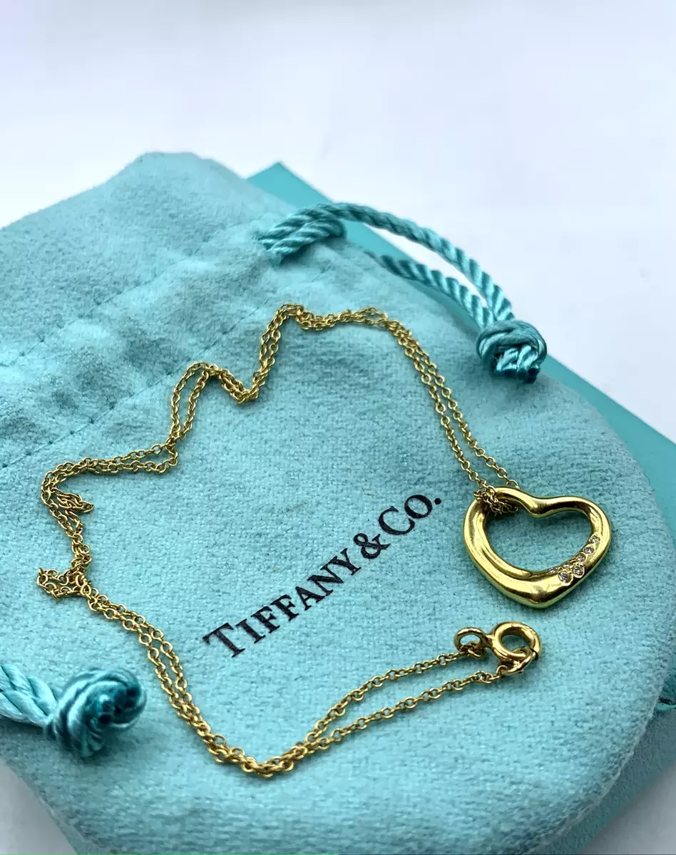 Eternal Heart Necklace Gold