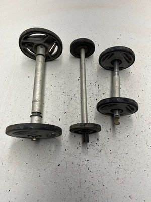 96 1996 Ski Doo Skandic 500 Rotax 500 OEM Roller Wheel Bogie Shaft Track Runner