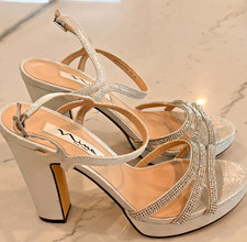 Nina Saralyn Evening Sandals Silver Size 7M Platform Block Heel Rhinestone