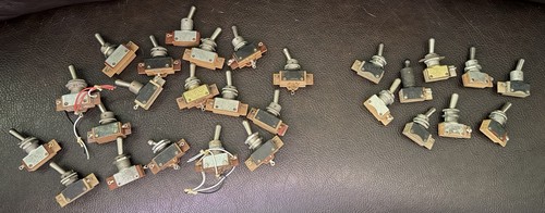 LOT Of 27 Toggle Switch Arrow - H&H Made in USA 1A@250V 3A@125V / 3A@250 ~