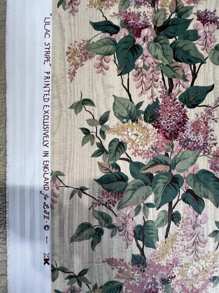 Tela Floral Estampado Algodón Multiusos RAYAS LILA Kravet Vendido por Yarda. Foto 2 de 4