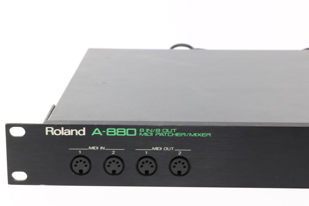 Roland A-880 8 In/8 Out Midi Patcher Mixer 8In/8Out MIDI Interface