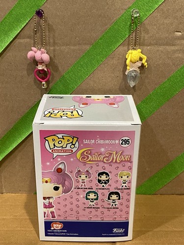 Variety Lot of Sailor Moon Vinyl Figures and Keychains Funko Pop Sailor Chibi - Picture 5 of 5