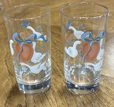 Vtg 80s Lot of 2 International Marmalade Geese Fruit Blue Ribbon 12oz Glasses