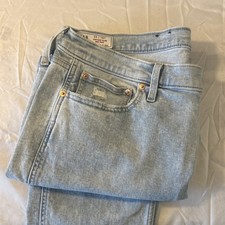 Gap 3316 Vintage Slim Mid Rise Jeans In A Light Wash Size 33/16 Women's New