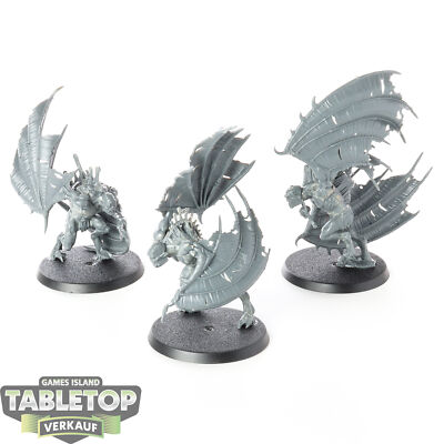 Flesh-eater Courts - 3x Crypt Flayers - unbemalt