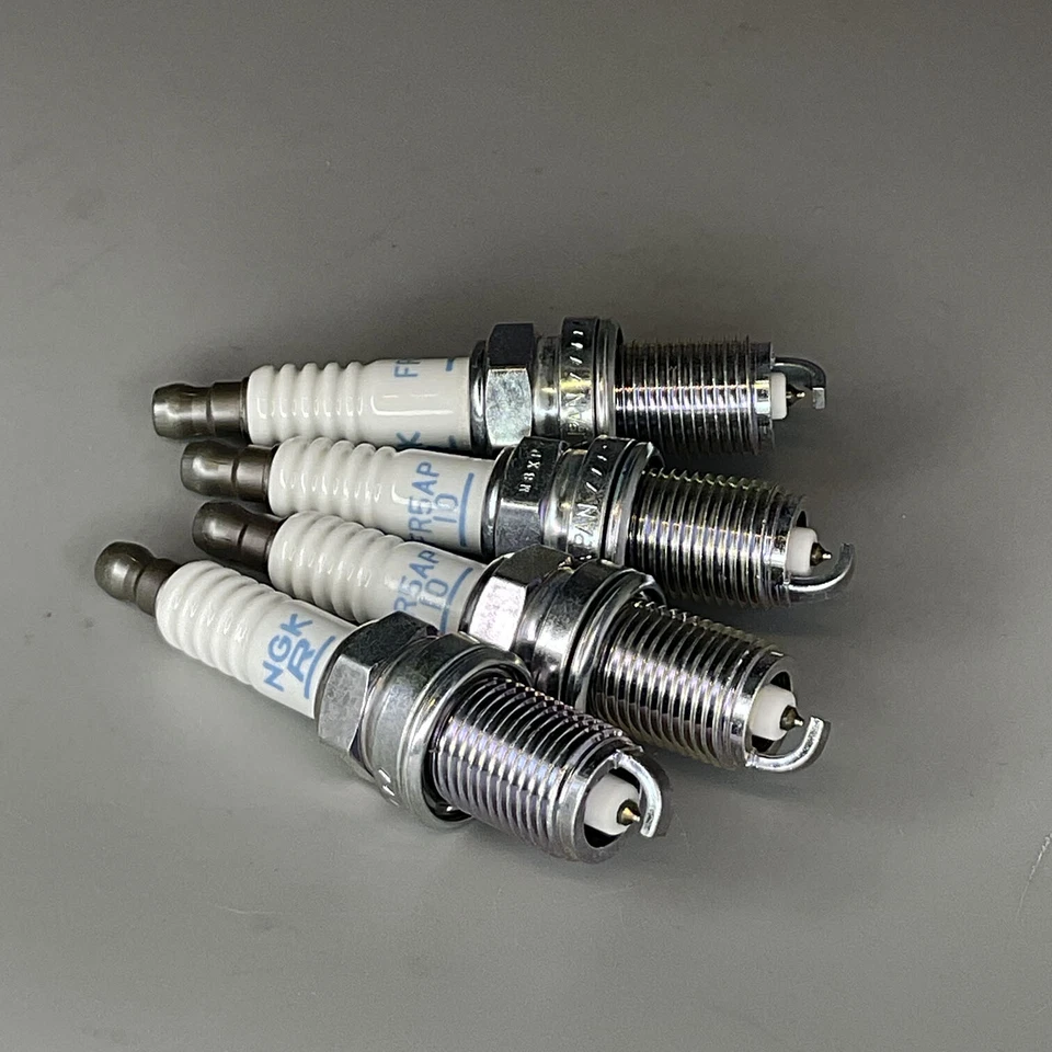 Bujía genuina Nissan OEM 4 piezas para Nissan Pathfinder 1998-2001 224011-W615 Foto 2 de 4