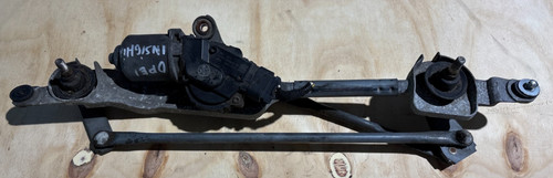 Opel Insignia A BJ 2009 Scheibenwischermotor und Gestänge 13227392