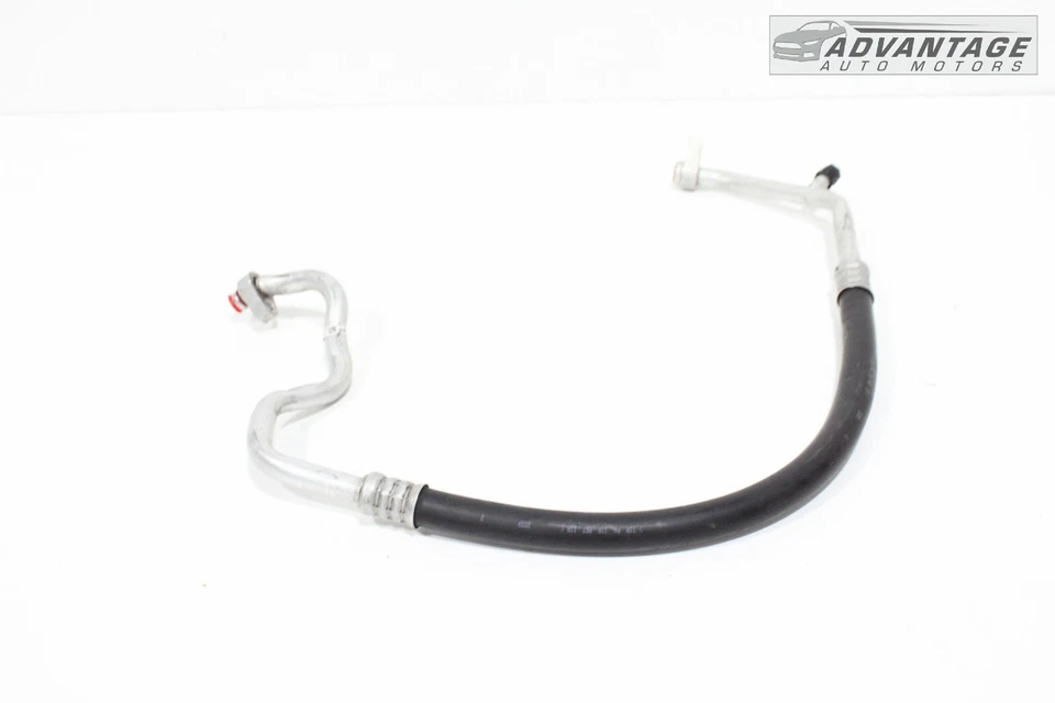 Lincoln MKZ 2017-2020 tracción delantera 2,0 L aire acondicionado línea de succión tubo de manguera OEM Foto 3 de 4