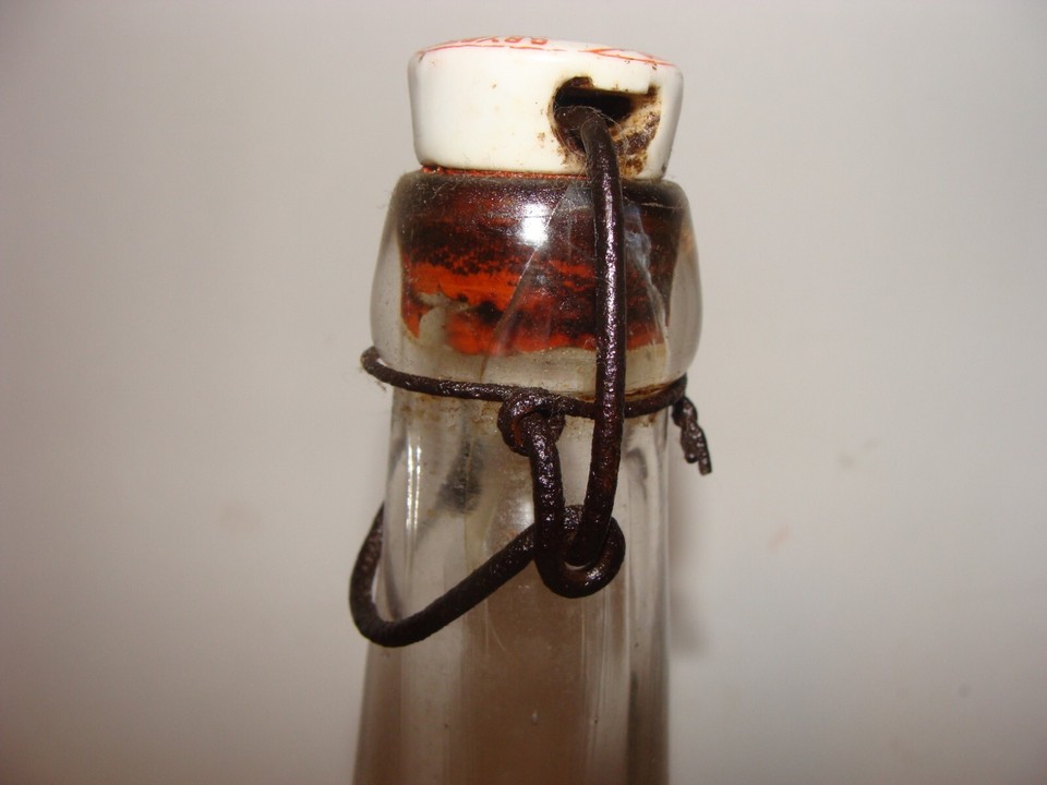 Vintage Embossed St. Louis MO Crystal Water Co. 64 Oz Bottle eBay