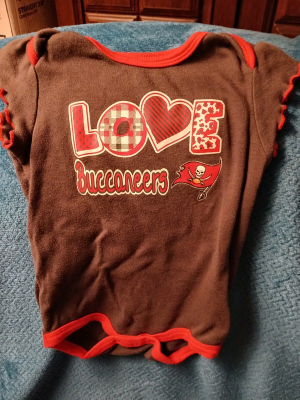 NFL Tampa Bay Buccaneers Baby Girl Cute One-Piece Football Bodysuit, 18 mo.