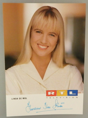 Autogramm niederländische Moderatorin und TV Schauspieler Linda de Mol (132954)