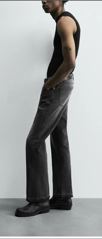 Pantalones de mezclilla Zara negros acampanados para hombre 34 0840/333 Foto 4 de 4