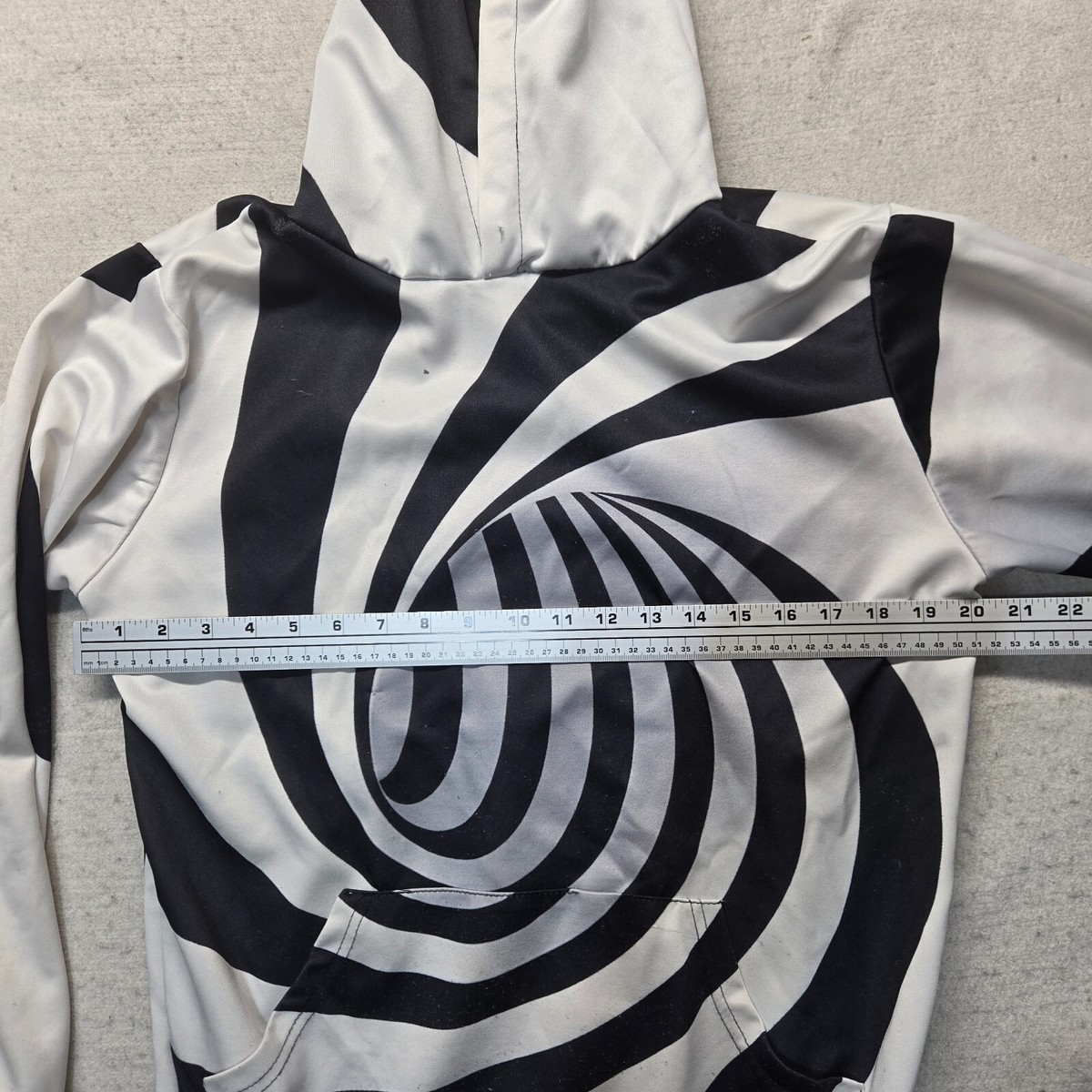 Sweatshirt Hoodie Black White Optical Illusion Swirl Geometric
