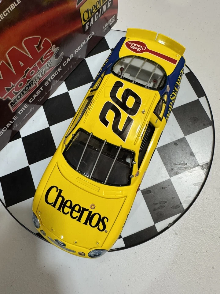 Johnny Benson #26 Cheerios 1/24 1999 MAC Tools /RC Premier Diecast - Image 4 of 4