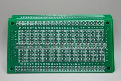 DAEDALUS YOUNG MEDIA Breadboard style PCB 520 holes prototyping circuit board 1mm diameter