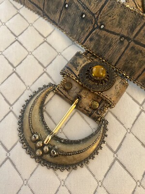 Leatherock Embossed Leather Belt W/ Amber Resin Cabochons  display picture 3