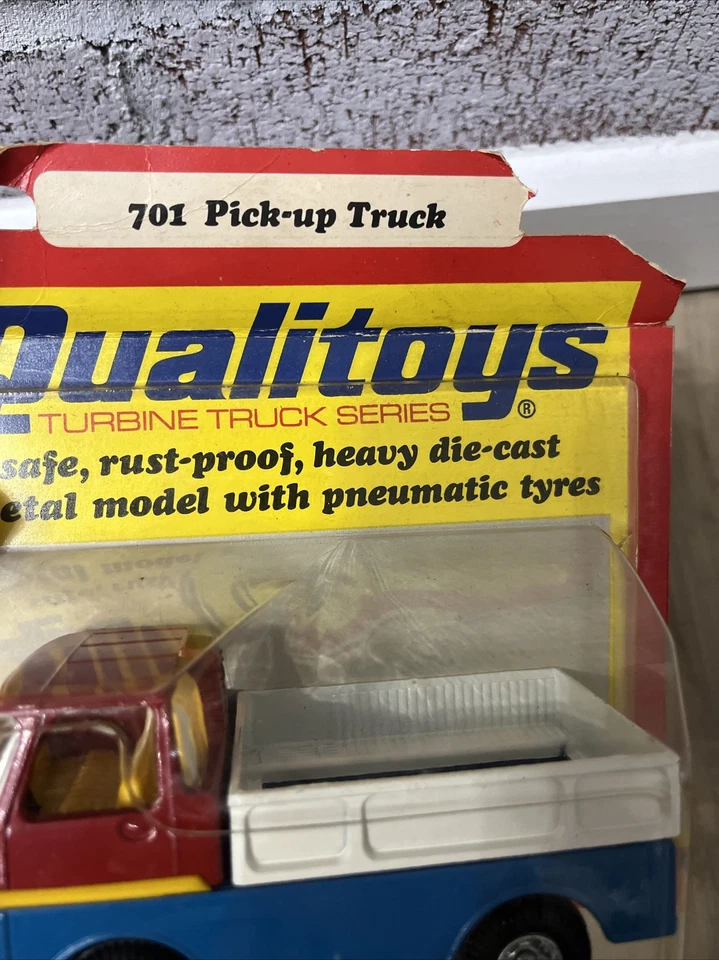 CORGI - QUALITOYS - PICK-UP TRUCK - DIE CAST- SERIES No 701 - VINTAGE NEW - Image 4 of 4