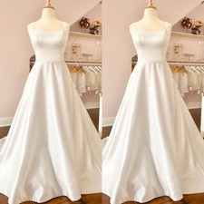 Classic Wedding Dresses White Ivory Satin Square Neck Sweep Train Bridal Gowns