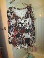 NWOT women's long sleeve top LOGO by Lori Goldstein Size M multi-colors