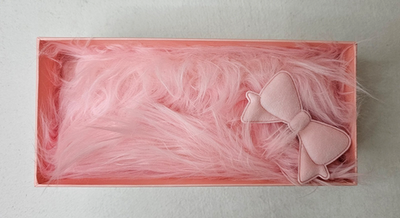 Gentle Monster x Jennie Pink Fur Glasses CASE With Original  display picture 2
