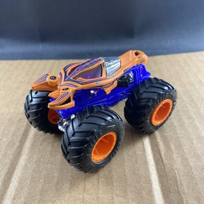 Hot Wheels Scorpedo Monster Truck 1:64, COMB SHIP $1