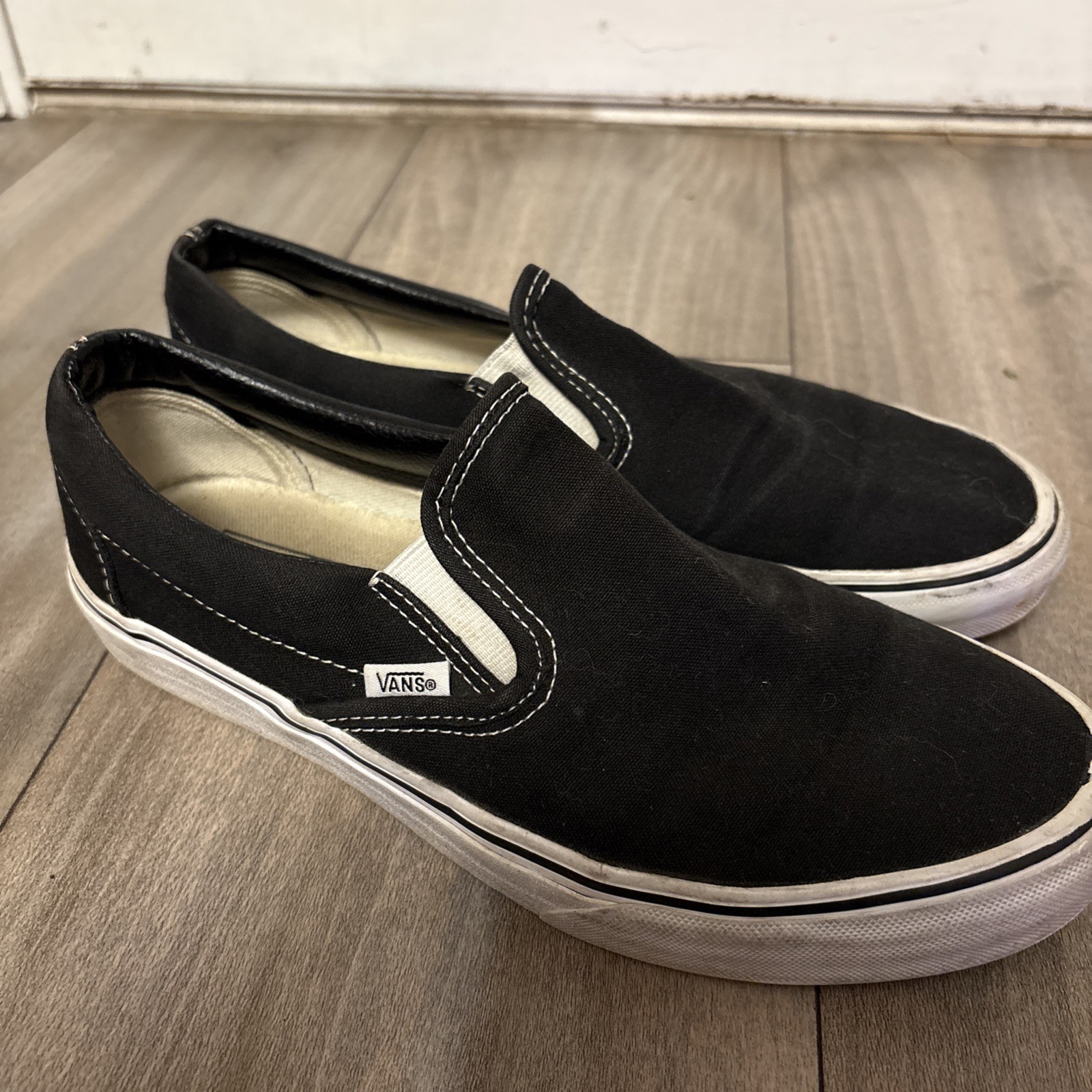 Vans Classic Slip-On Black White Canvas Shoes size 8