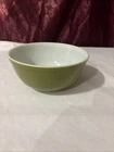 Pyrex Primary Green Mixing Nesting Bowl #403 Vintage 2 1/2 Qt USA