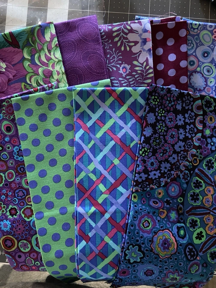 Kit de edredón Busy Bee con telas Kaffe Fassett 45 X 54 Foto 3 de 4