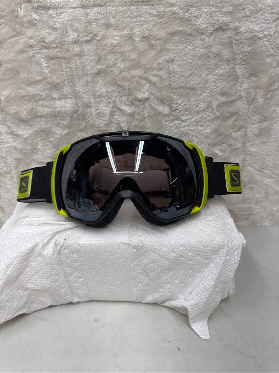 jackpot yes snowboard 156 This board comes with Tumi Arrive Kingsford Leather Chargers Color:Matte Hi Vis-Black-Grey