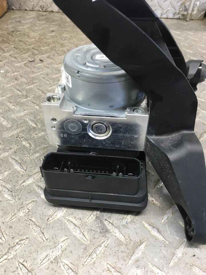 Anti-lock Brake Parts BMW X2 18 19 20 - Image 2 of 2